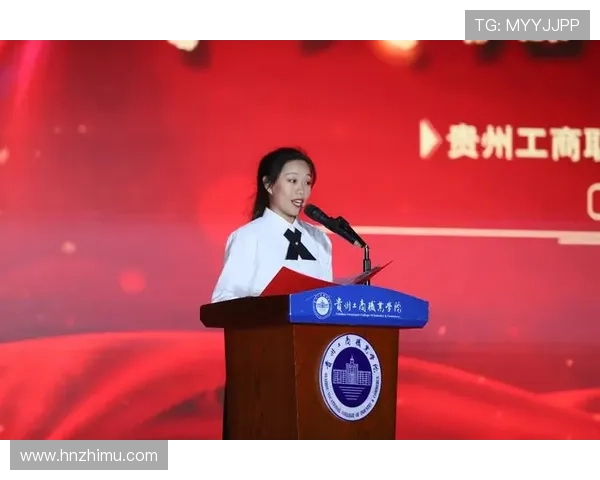 王丽的足球人生深度对话:从草根到职业的奋斗与梦想 王丽的足球人生深度对话:从草根到职业的奋斗与梦想