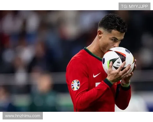 足球巨星C罗等人精彩瞬间回顾与集锦展示